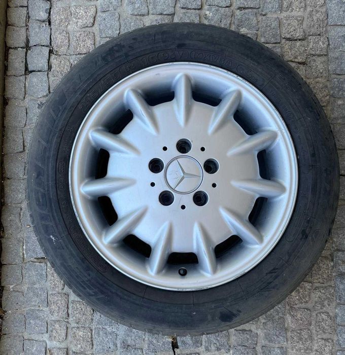 Pneu e Jante Michelin - 215/55 R 16 (93V)