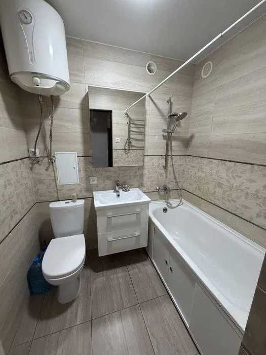 Продам 1кімнатну квартиру в центрі міста, біля Казки. Євроремонт