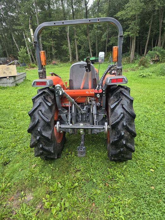 Traktor kubota 285l