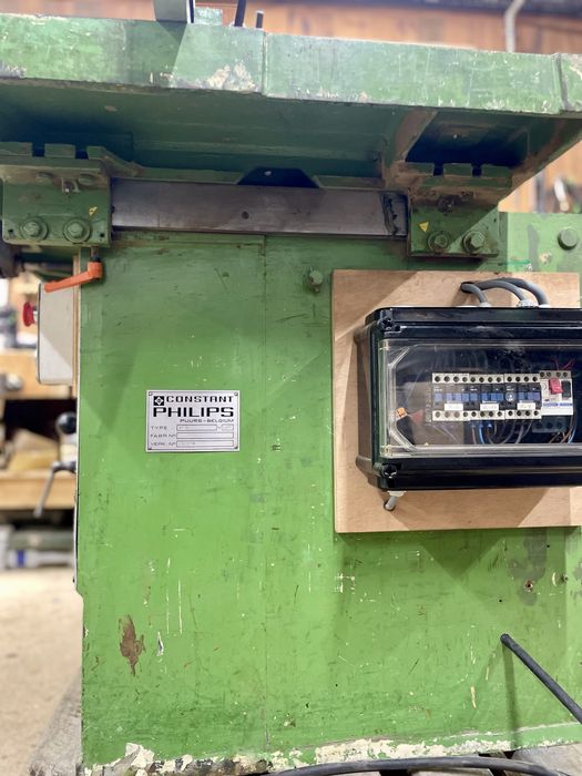 Frezarka dolnowrzecionowa Constant Philips 5,5 kW wrzeciono 30/50