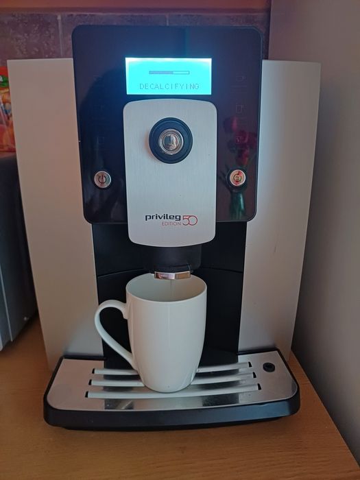 Кавоварка в хорошому стані