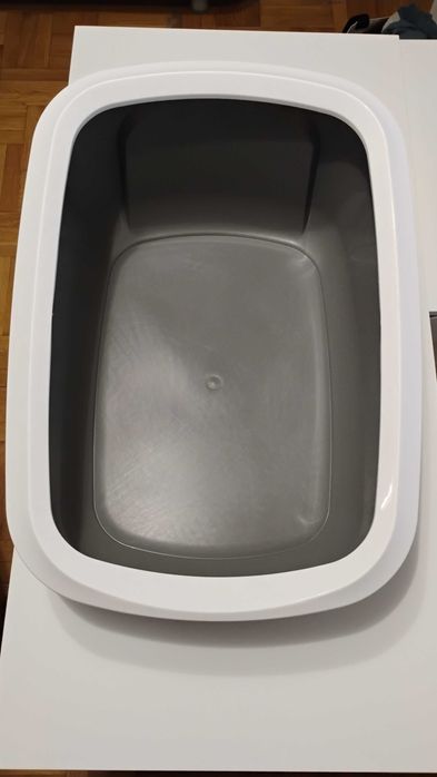 Kuweta duża dla kota.
