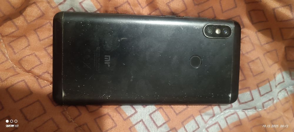 Смартфон Redmi Note 5