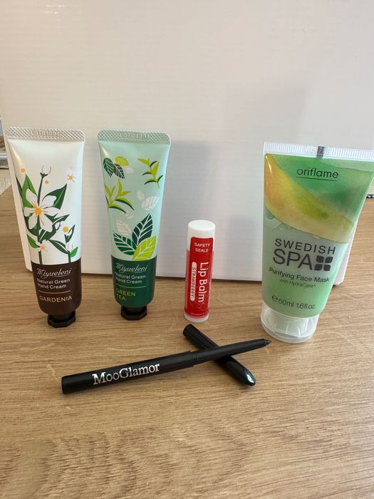 2 Cremes Mãos + Bálsamo Lábios + Eyeliner + Máscara Facial Swedish Spa