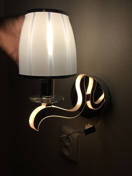 Продам бра-світильники