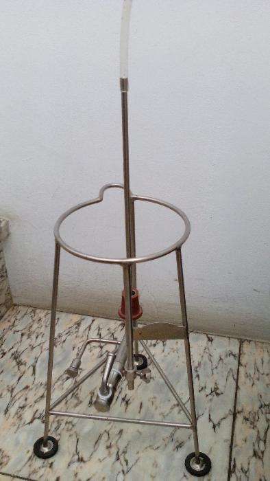 Suporte garrafões aço inox