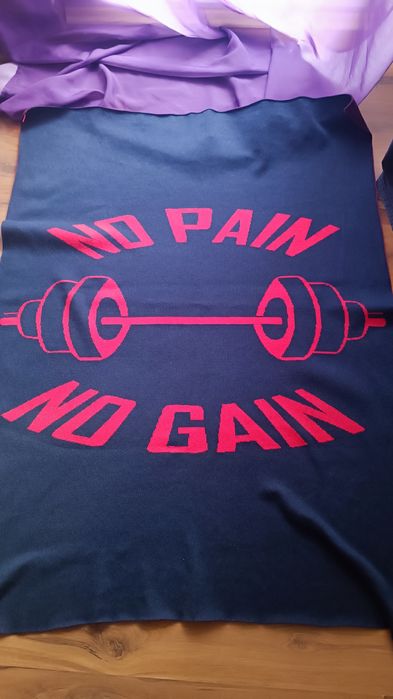 Kocyk na siłownię ,dziany z bawełny organicznej.