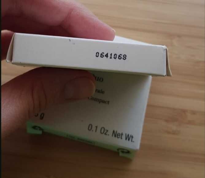 Clarins bronzing duo mineral powder compact