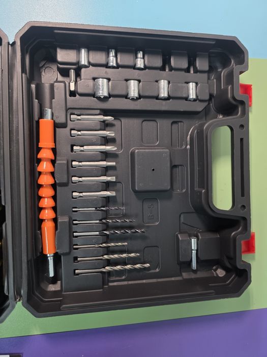 Wiertarko wkrętarka- zestaw 2x bateria