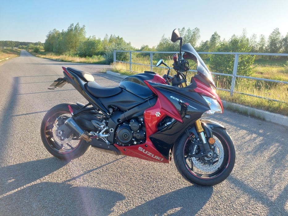 Suzuki GSXS1000F suzuki gsx 2015 gsx-s