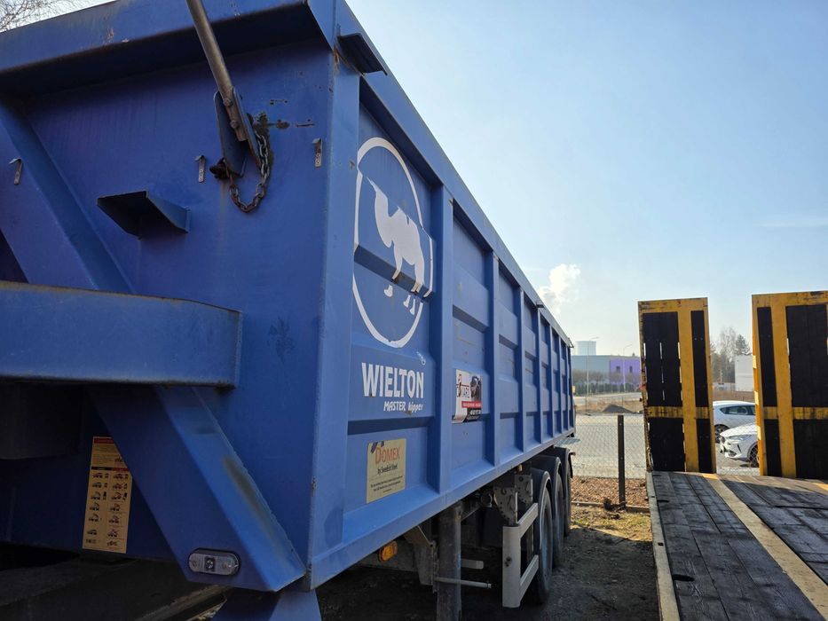 Naczepa wywrotka Wielton 27m3/  2006 rok / stalowa / stan bdb