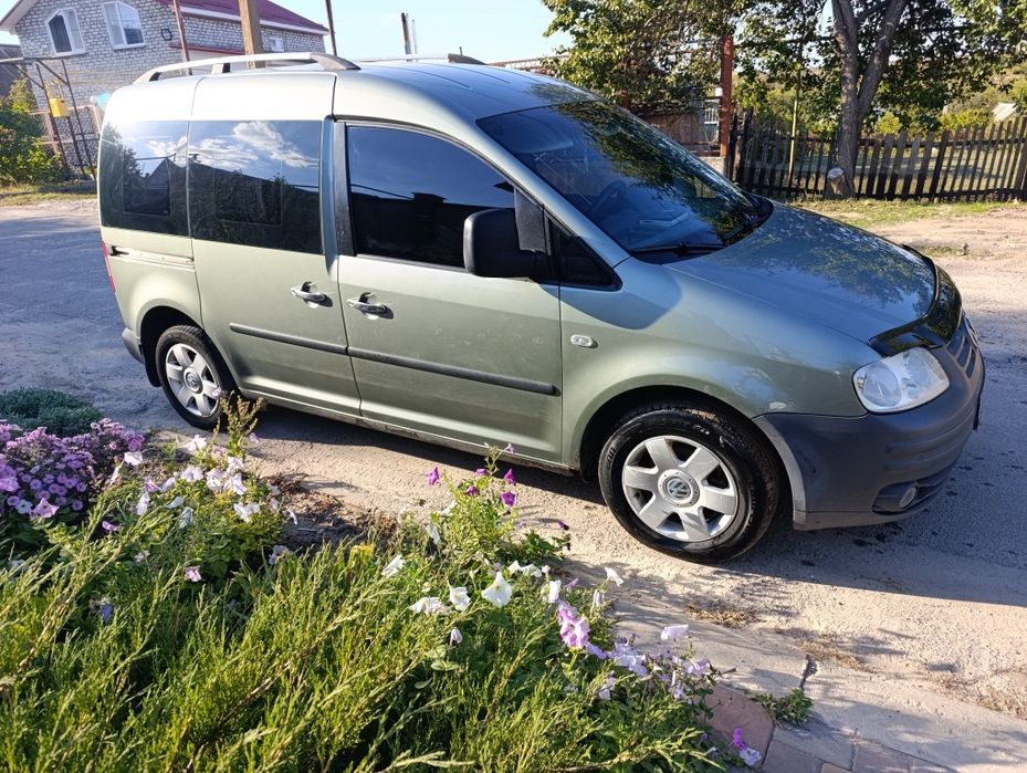 Продам Фольксваген Каді 2004