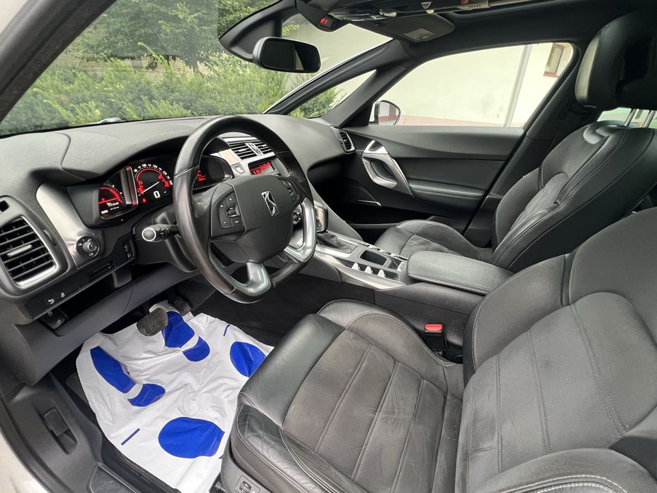 Citroen DS5 2.0HDI 163KM Automat 2012 Biała Perła Alcantara Panorama G. Fotele LED PDC Hak