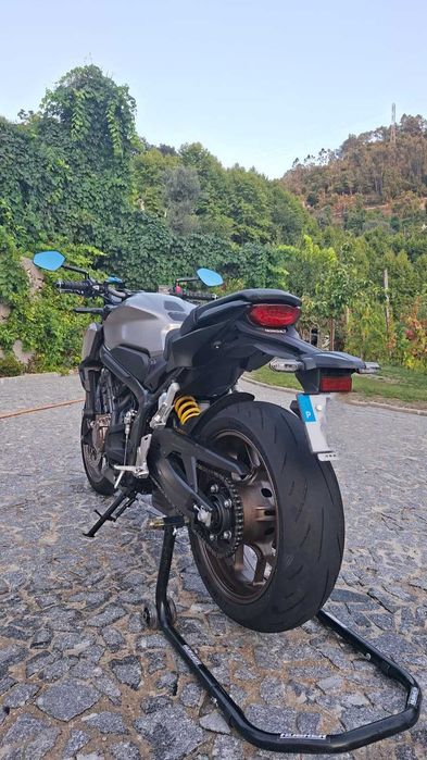 Honda CB650R | 2020 | 12.000 km | Vários Extras