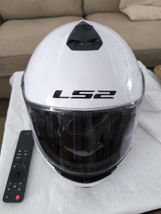Mota Zontes 125 U1 de 2022 + Capacete