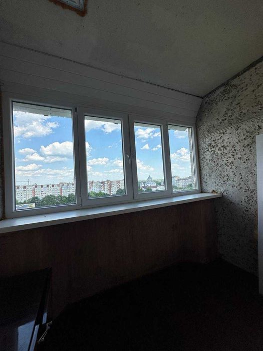 Продаж великої 4к квартири в затишному районі по вул. Молодіжна