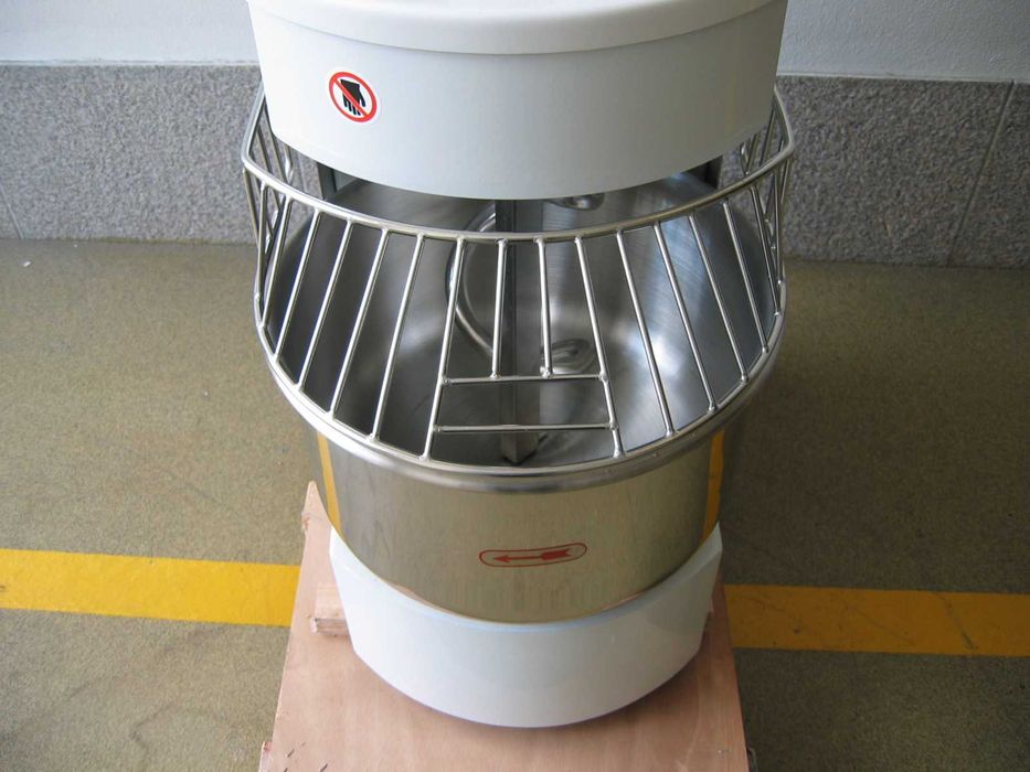 Amassadeira espiral nova 20 kg massa 2 velocidades monofásica