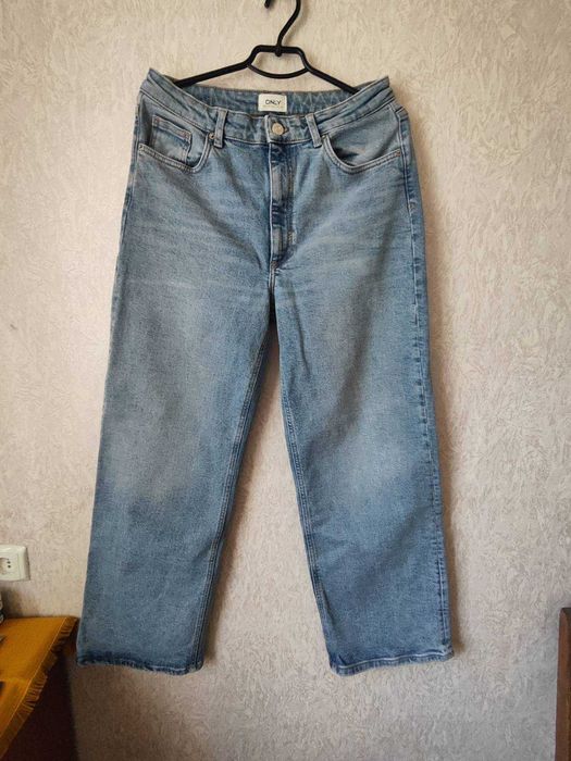 Брендовые  широкие  джинси Only с высокой посадкой