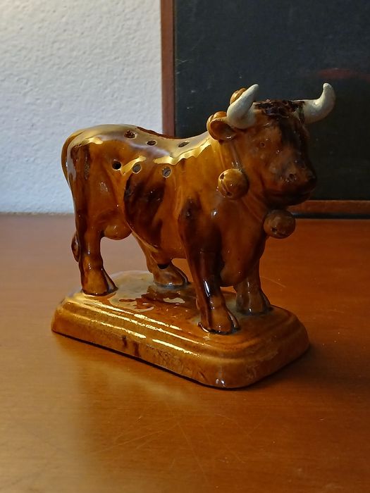 Paliteiro em faiança dascaldas da rainha