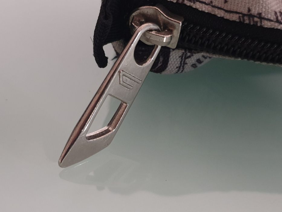 Estojo Preto Diesel Original