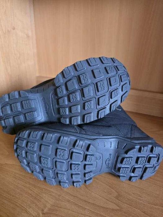 Черные зимние сапоги мальчику девочке quechua размер 37 23,5 см decathlon декатлон на липучках тракторный протектор термоботинки мембрана полусапожки