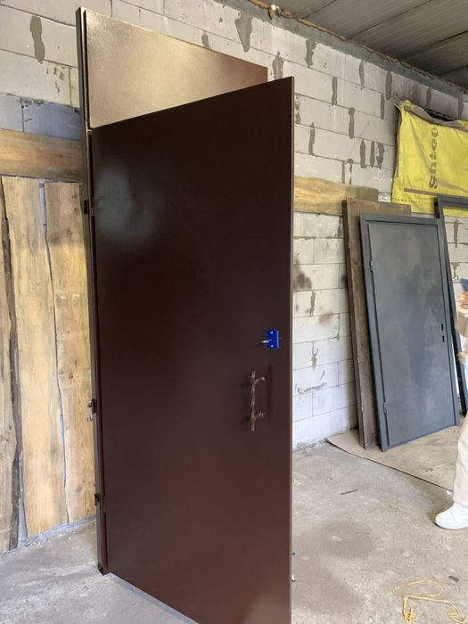 Двері вхідні від виробника