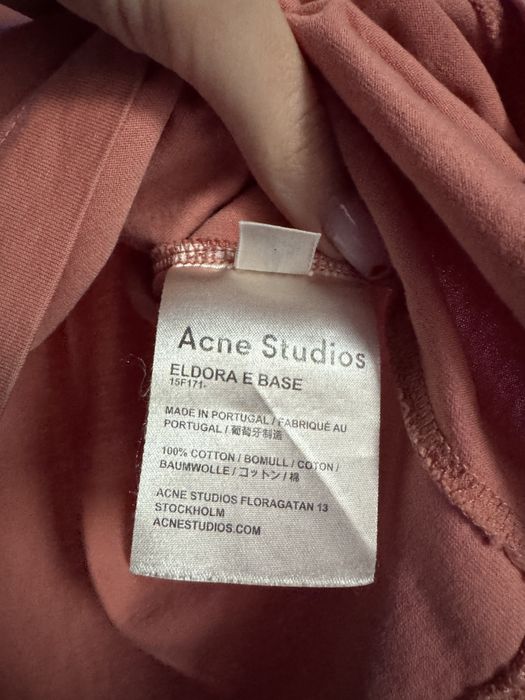 Оригінальна жіноча футболка Acne Studios