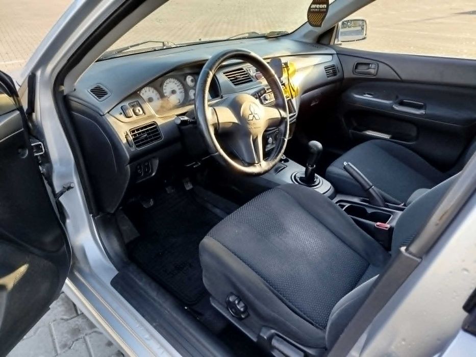 Mitsubishi Lancer