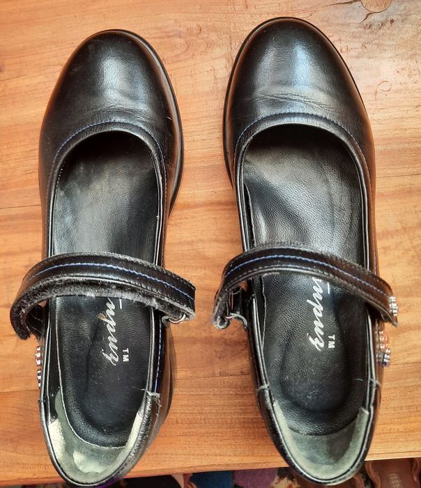 Туфлі на дівчинку шкіряні