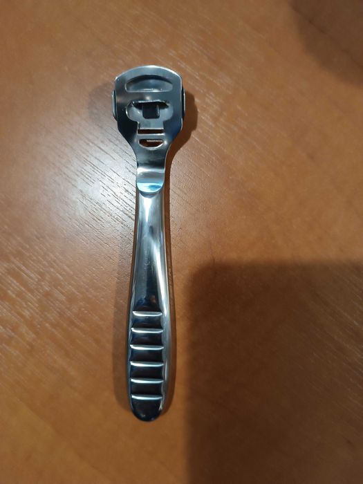 Omega do stóp metalowa