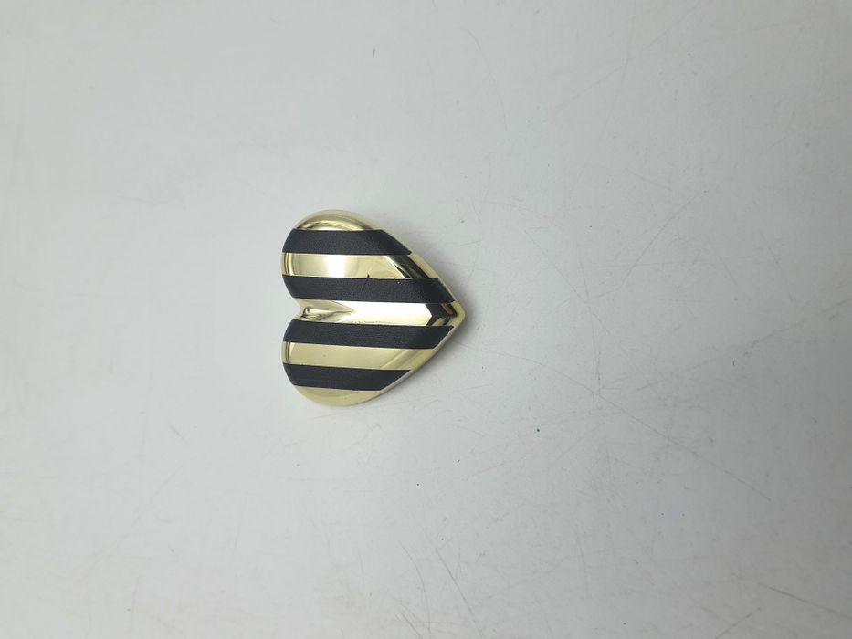 Broszka serce złote z czarnym