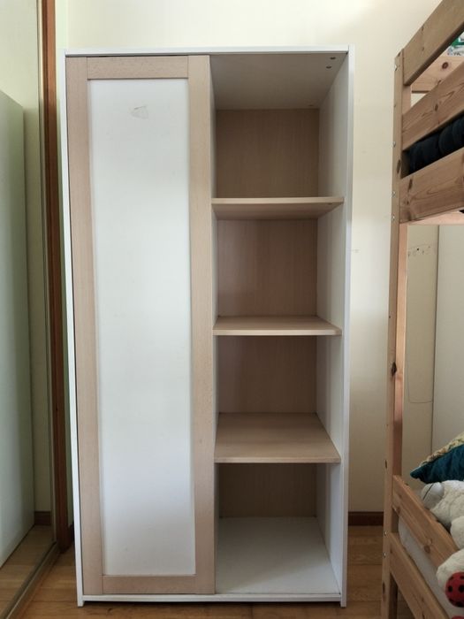 Roupeiro infantil IKEA SNIGLAR