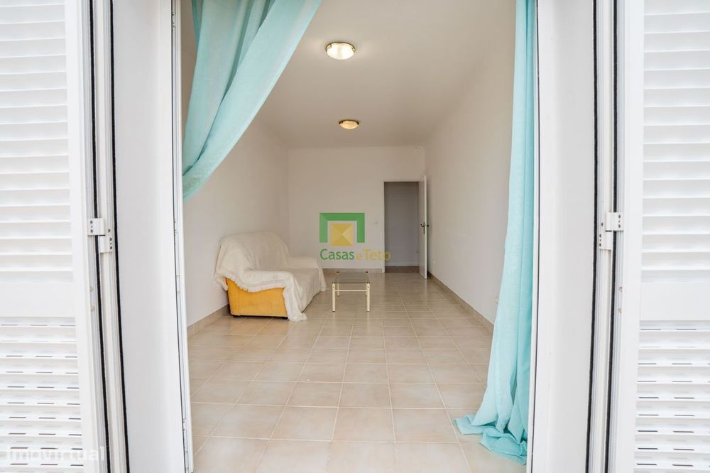 Apartamento T1 Santa Cruz