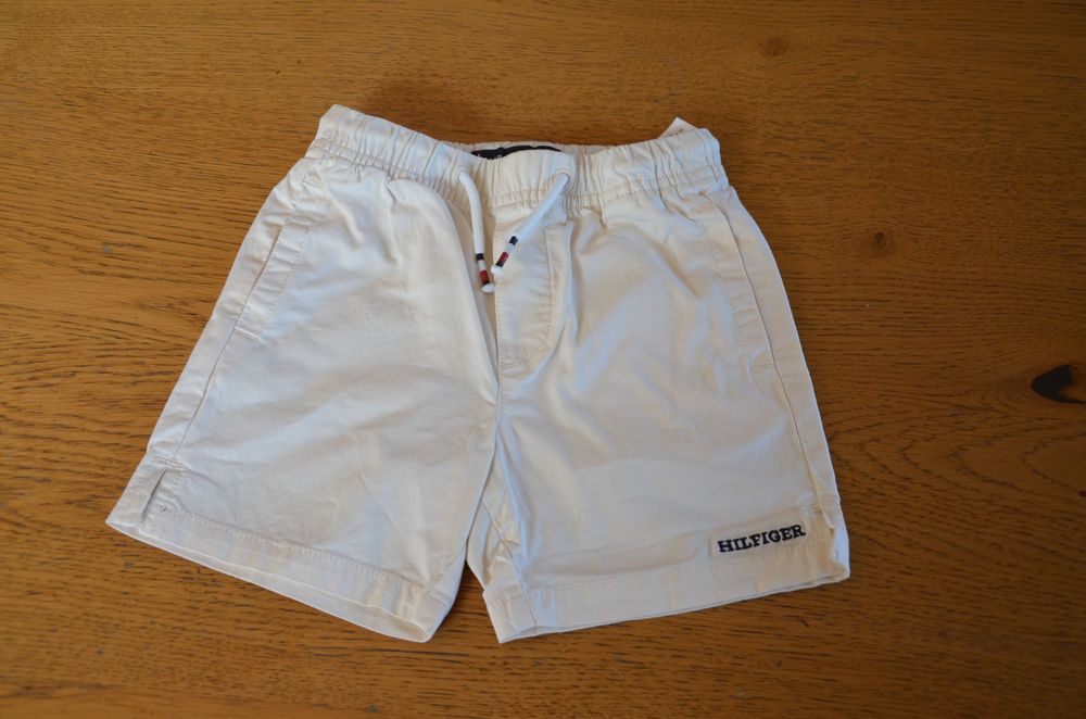 spodenki Tommy Hilfiger jasne r. 86