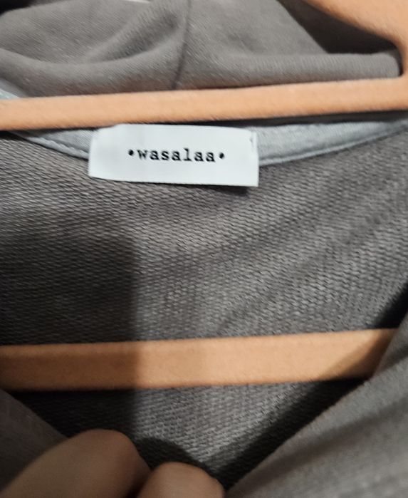 Szara bluza Wasalaa z kapturem