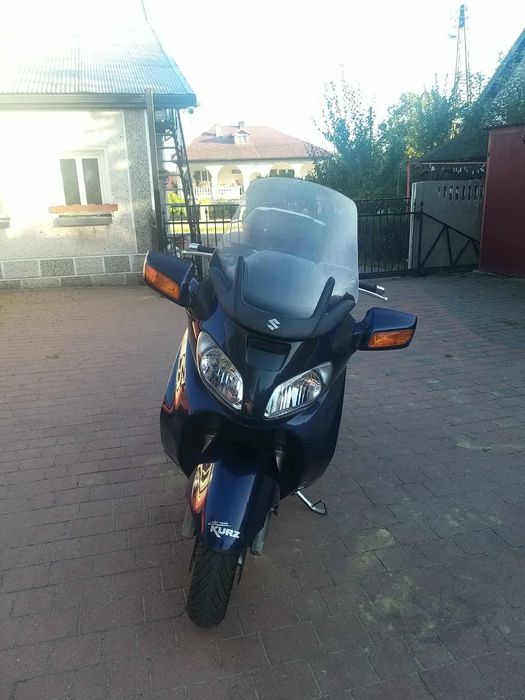 Suzuki Burgman 650/125