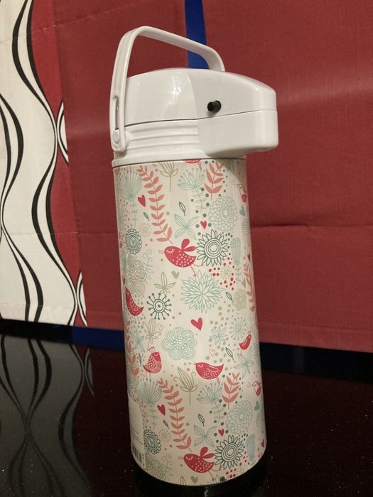 Термос помповий 1.9 л. Виробництво Турція новий