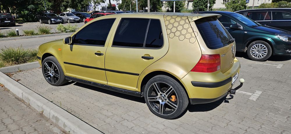 Продам гольф 4, обєм 1.4л.  3,500торг