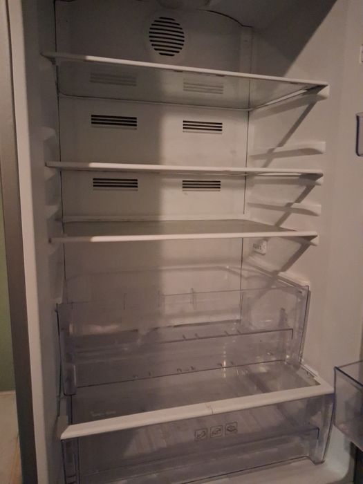 Combinado  beko  (p/uso)urgente