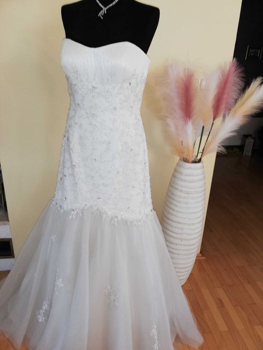 Suknia ślubna nowa kod 9952  angielska