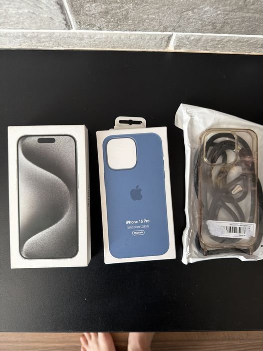 iPhone 15pro, білий 128
