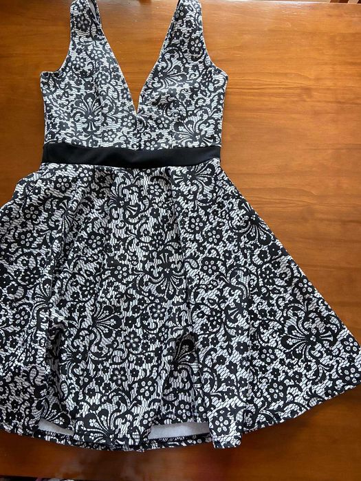 Vestido  preto e branco - Evita