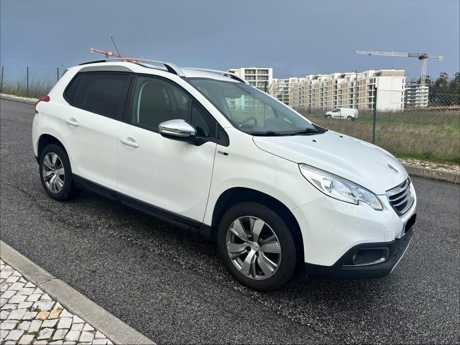 Peugeot 2008 1.2 Style Nacional