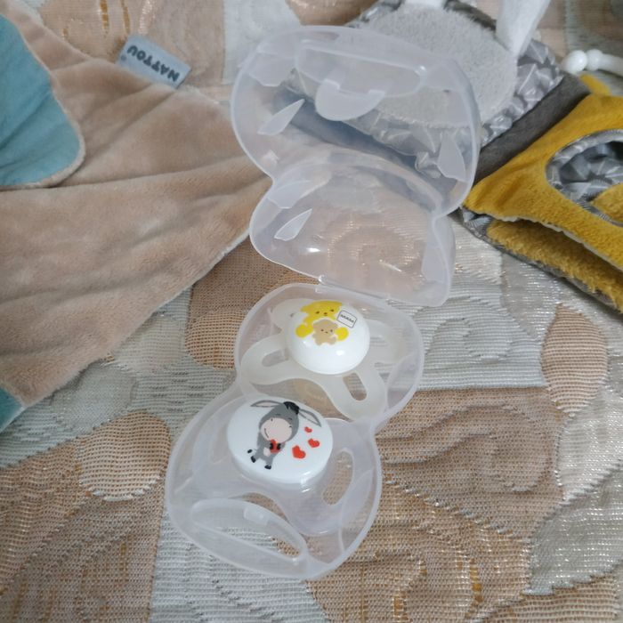 Пустушки в контейнері NUK mam 0-6 міс, 2 шт