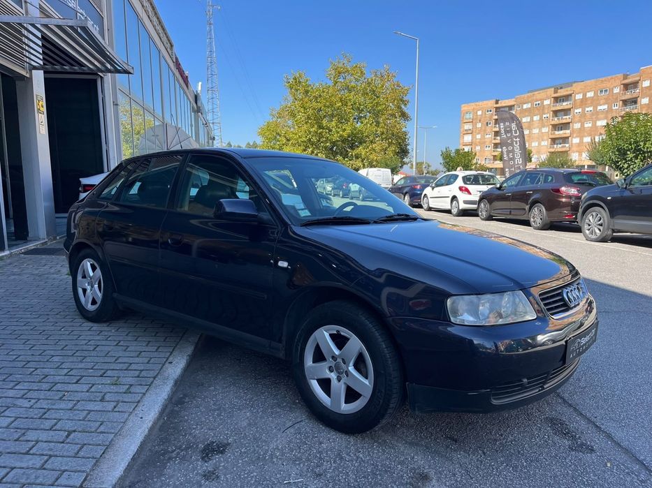 Audi A3 1.6 Sport 16 foto 3