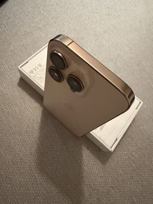 Iphone 16 pro  128 bateria 90%