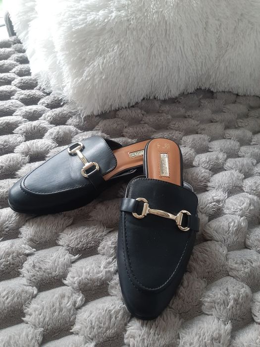 Nowe Klapki buty Zara