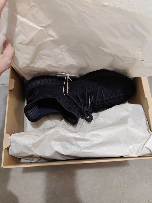 Adidas Yeezy 350 V2 Bred