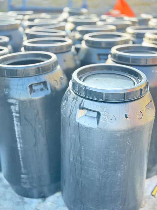 Beczki Plastikowe 240l