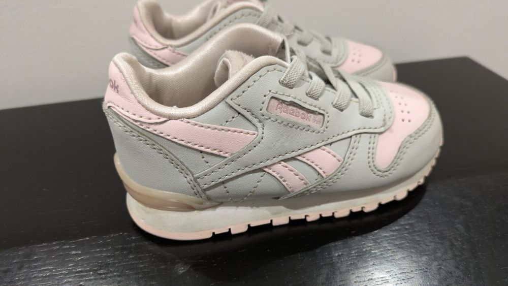 Sapatilhas criança com luz